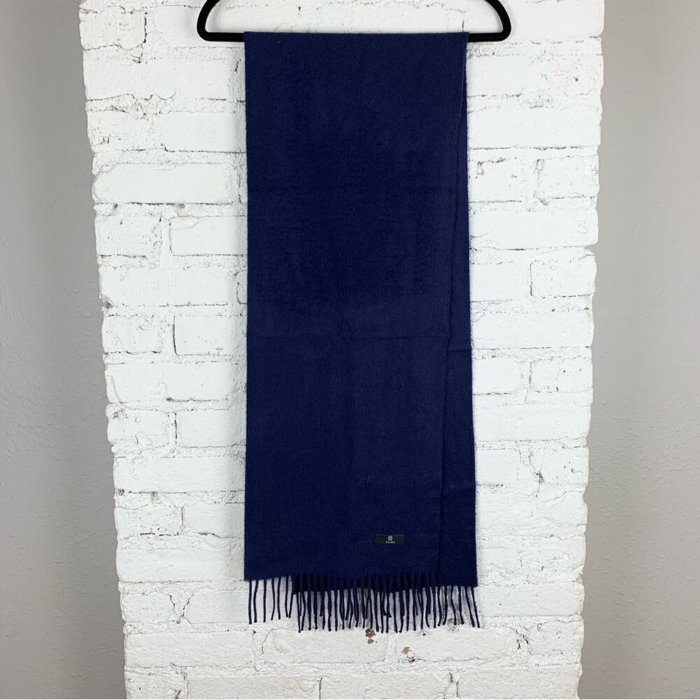 Tumi Navy Blue Alpaca Wool Fringe Scarf